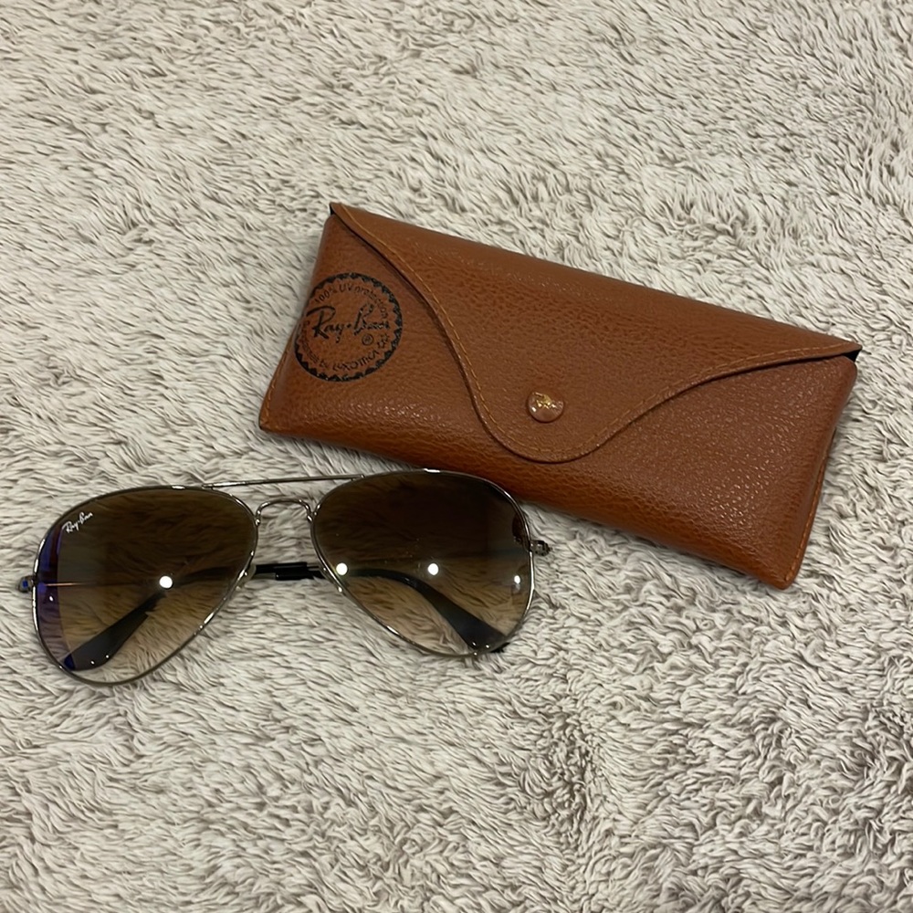 Ray ban Aviator sunglasses